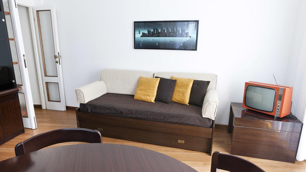 Italianway-Piazza Firenze Apartment Milano Ngoại thất bức ảnh