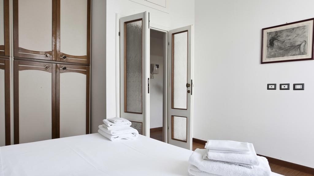 Italianway-Piazza Firenze Apartment Milano Ngoại thất bức ảnh