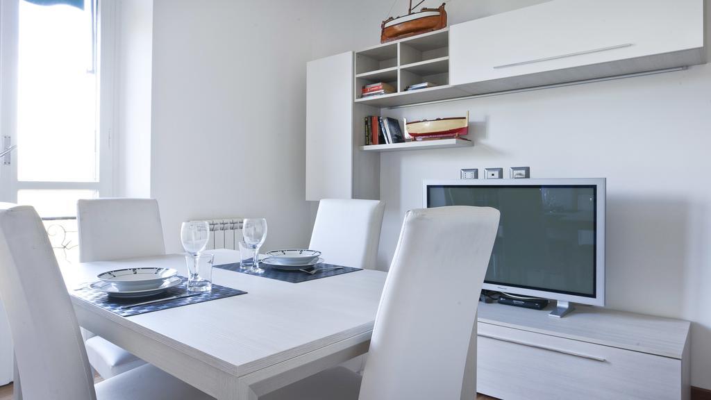 Italianway-Piazza Firenze Apartment Milano Ngoại thất bức ảnh